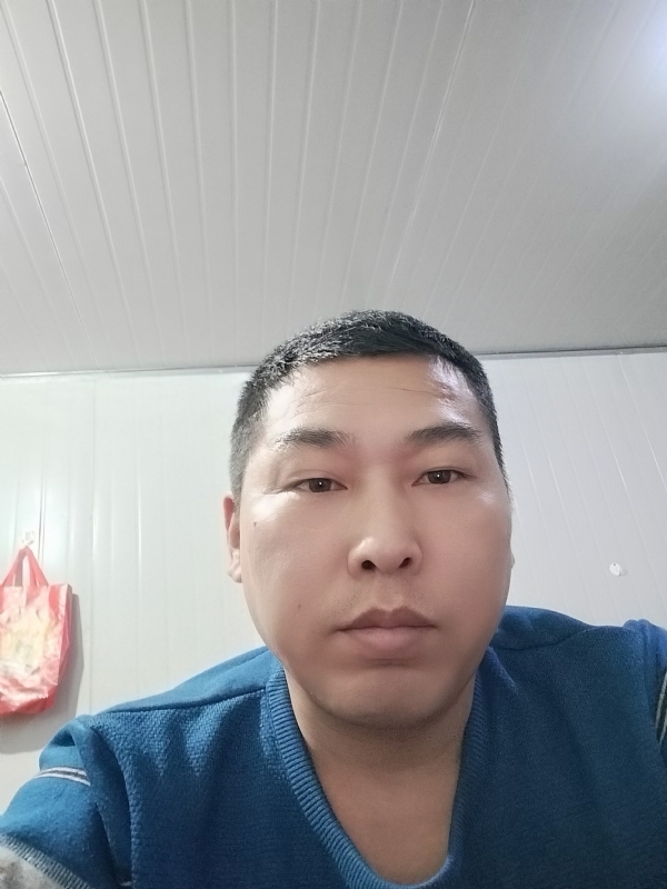 开着拖拉机去兜风的第一张照片--闽南相亲网
