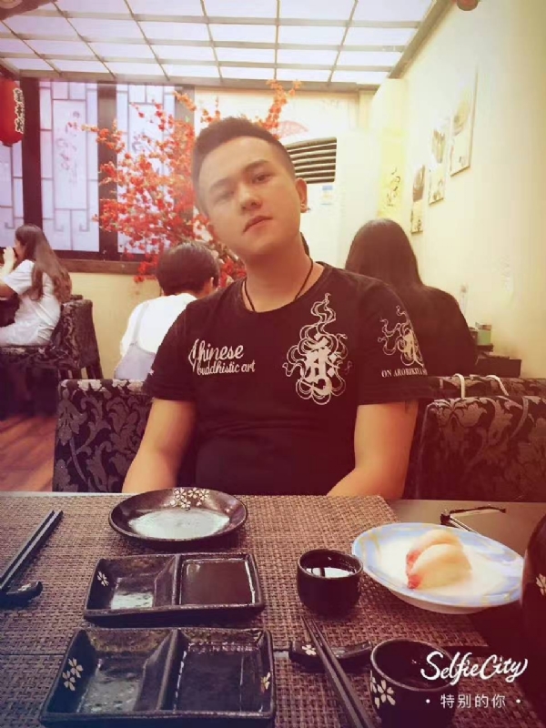 夏天的第四张照片--闽南相亲网