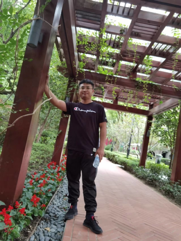 会飞的鱼的第一张照片--闽南相亲网