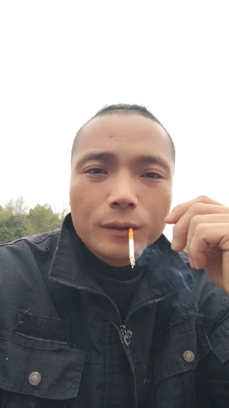 伯爵的第一张照片--闽南相亲网