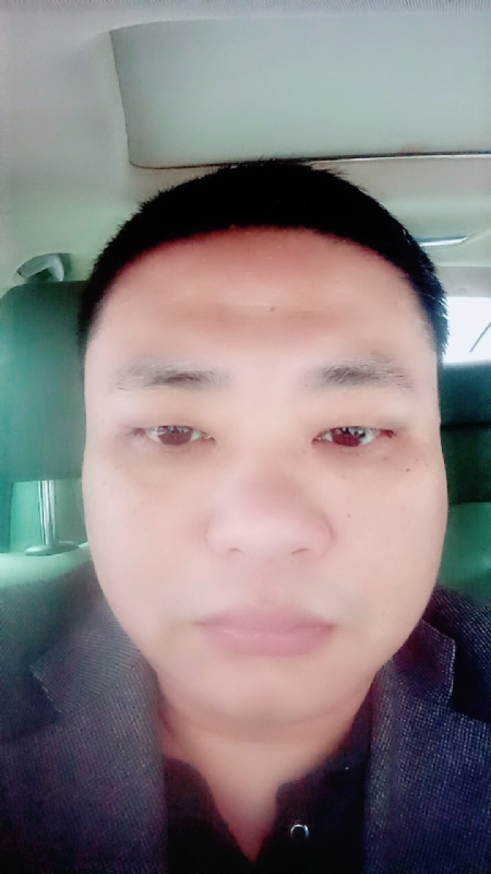 向日葵的第一张照片--闽南相亲网