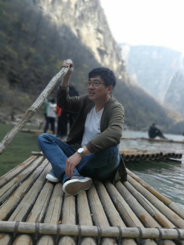 风被吹走了的第一张照片--闽南相亲网