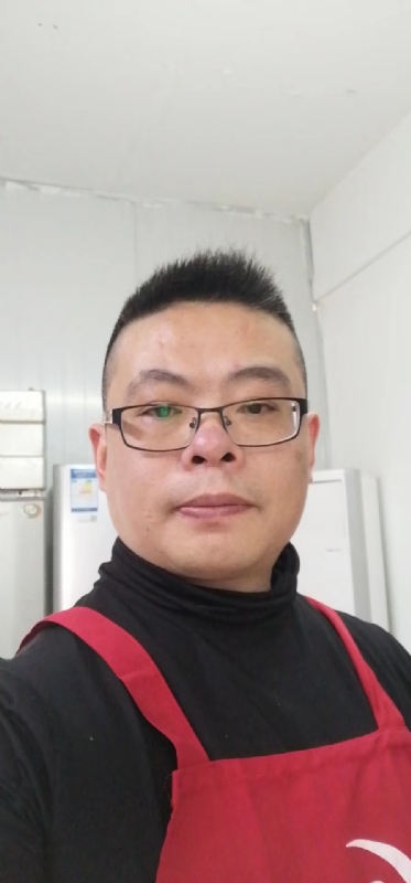 努力奋斗的第一张照片--闽南相亲网