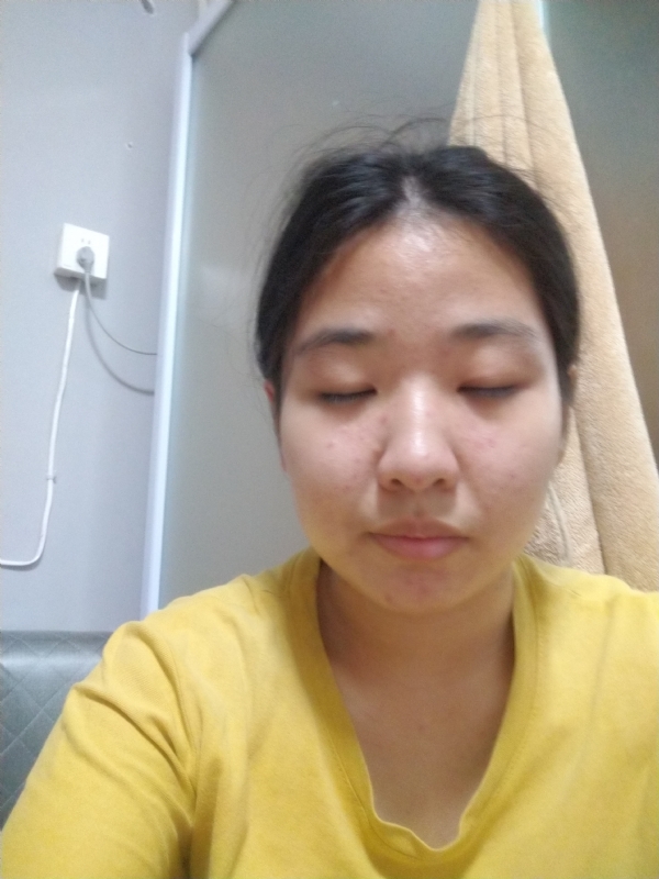 叶子的第一张照片--闽南相亲网