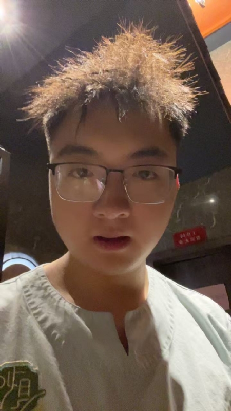 成熟稳重的男士的第一张照片--闽南相亲网