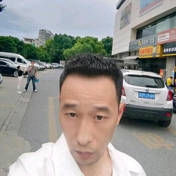 小林的第一张照片--闽南相亲网