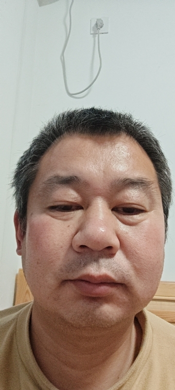 龙万的第一张照片--闽南相亲网