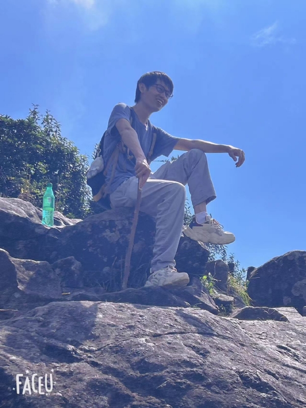 落叶之秋的第一张照片--闽南相亲网