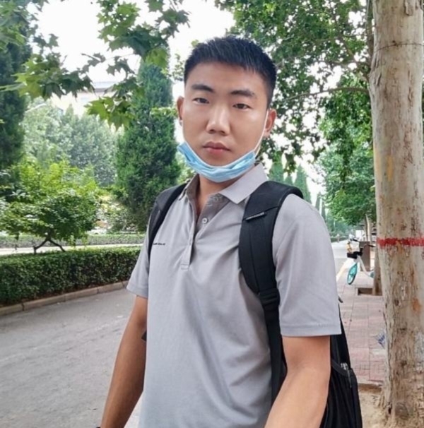 90年男征婚的第一张照片--闽南相亲网
