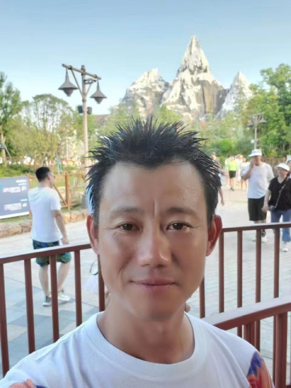 艾氏涂料博的第一张照片--闽南相亲网