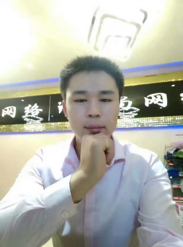 沉默寡言的第一张照片--闽南相亲网