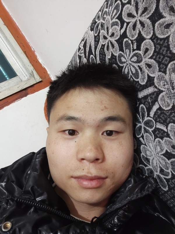 麒麟区幼儿园扛把子的第三张照片--闽南相亲网