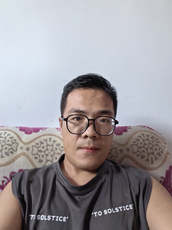 卫TF的第四张照片--闽南相亲网